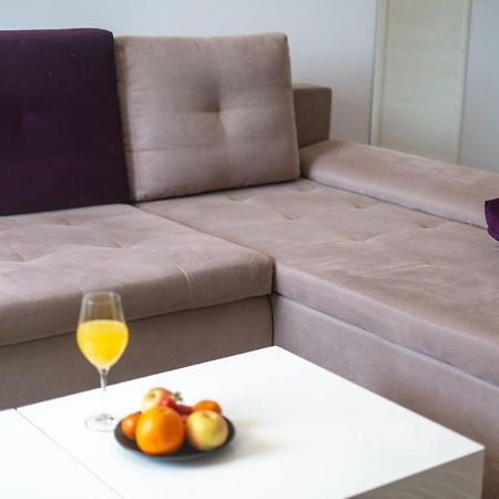 Hotel Prezident Ιβάνιτσα Εξωτερικό φωτογραφία